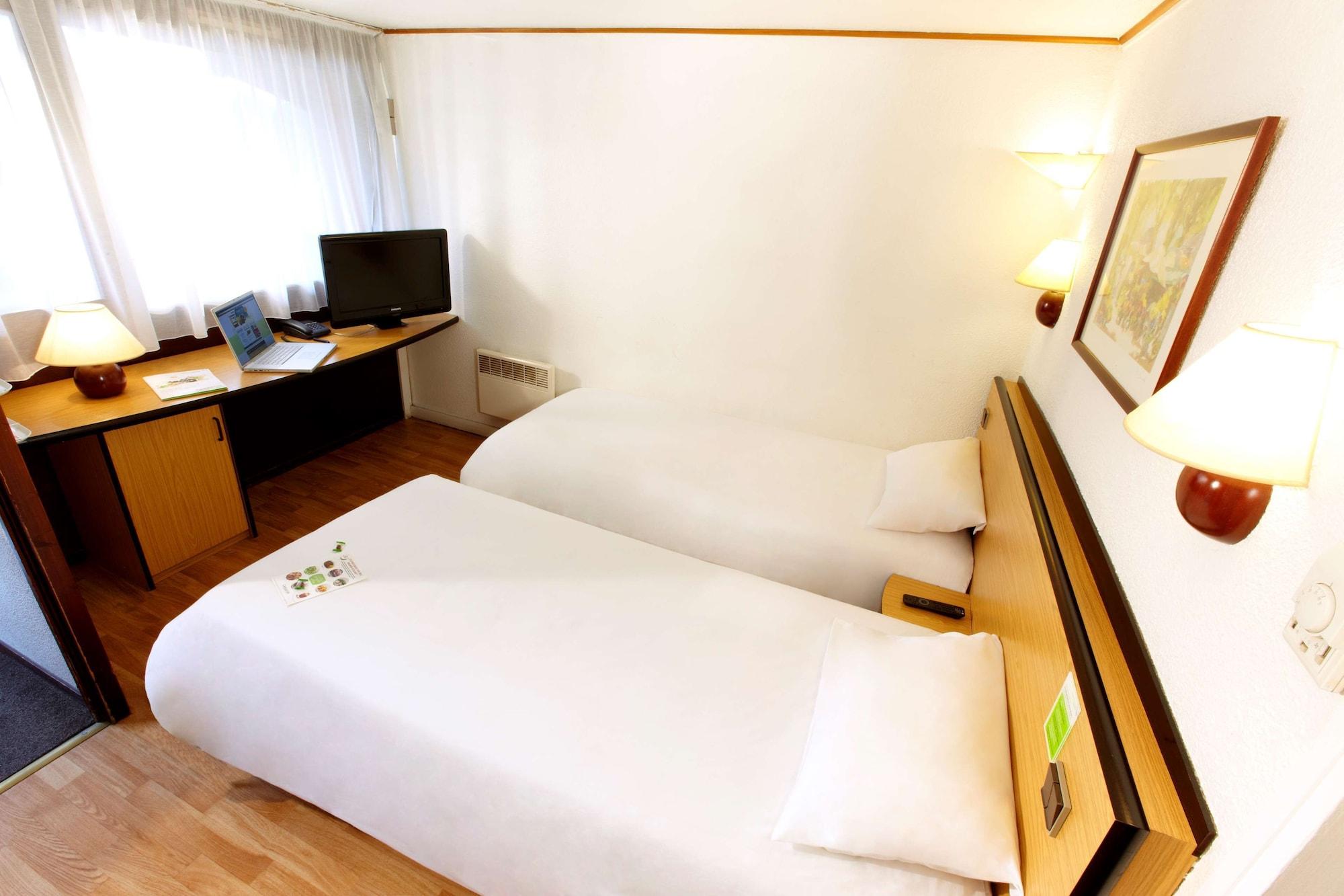 Campanile Bordeaux Ouest - Le Bouscat Hotel Exterior foto