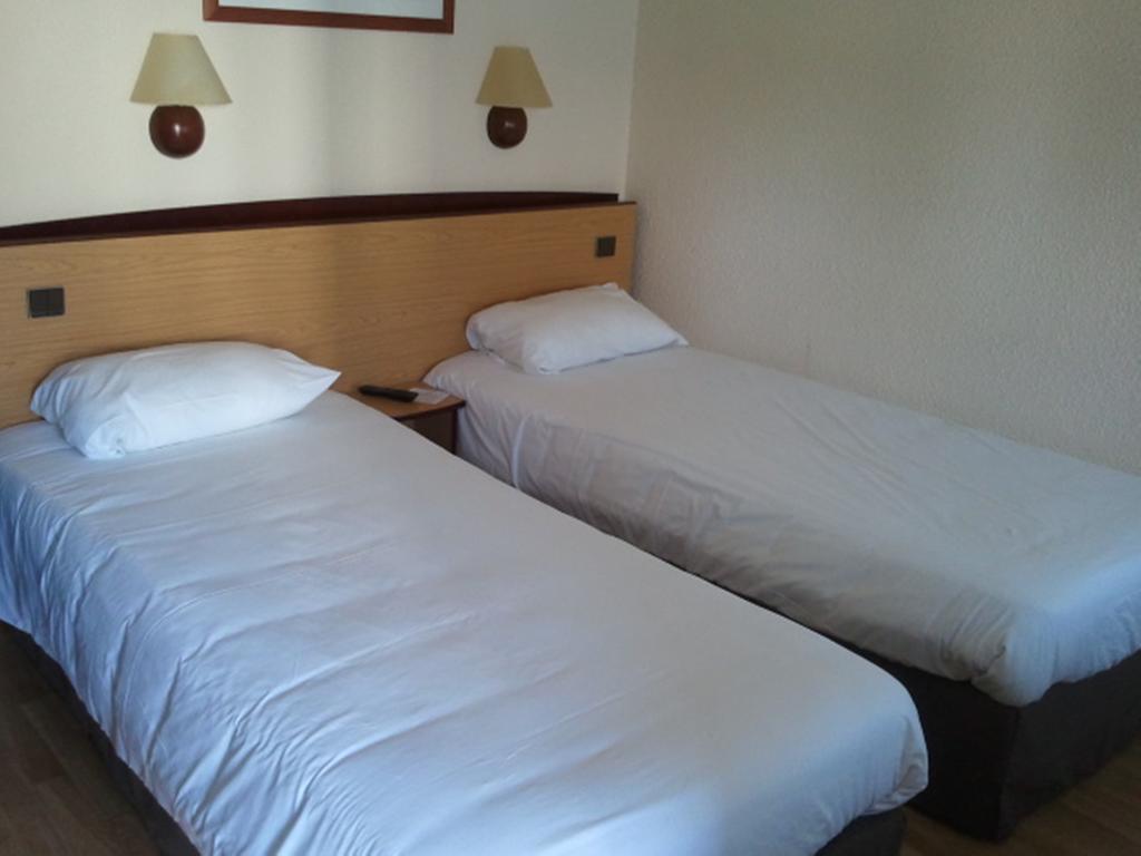 Campanile Bordeaux Ouest - Le Bouscat Hotel Cameră foto