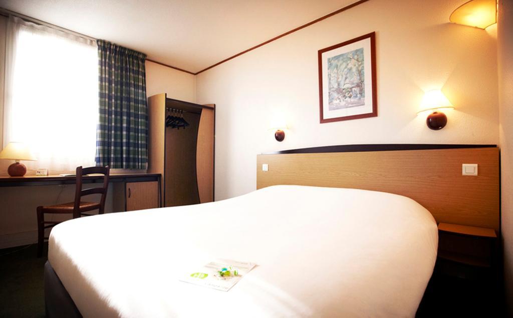 Campanile Bordeaux Ouest - Le Bouscat Hotel Cameră foto
